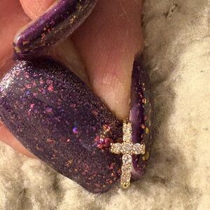 Nose Ring- Cubic Zirconia Nose Cuff Copper Nose Ring. Gold Tone Cross. NWT